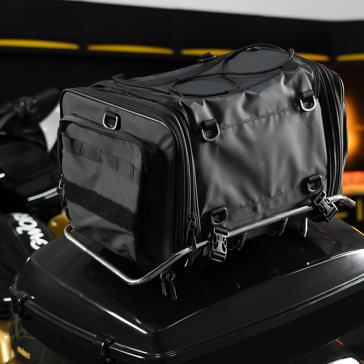 Hogworks Hogworkz® Premium Expandable Trunk Luggage Rack Bag | Standard