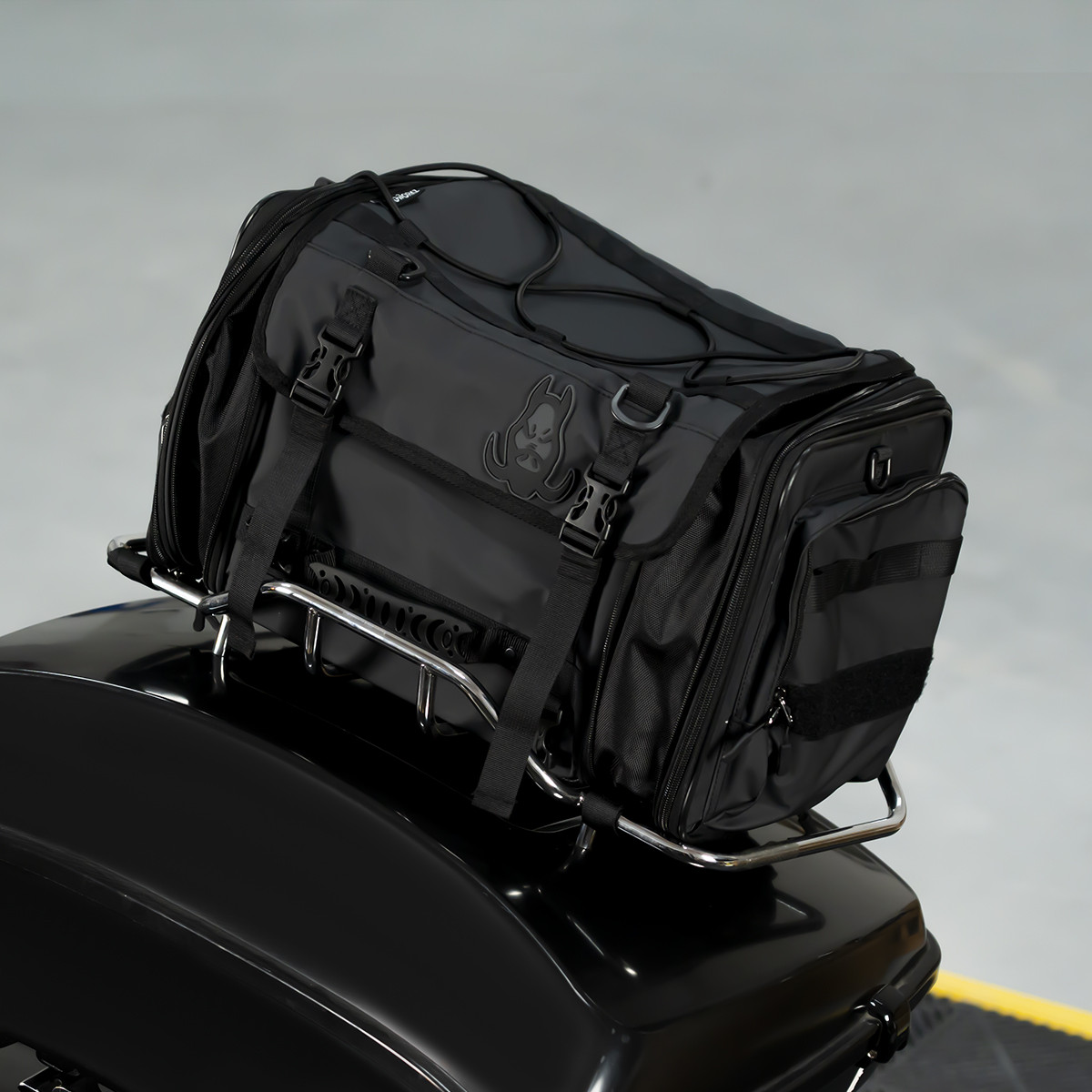 Hogworks Hogworkz® Premium Expandable Trunk Luggage Rack Bag | Standard