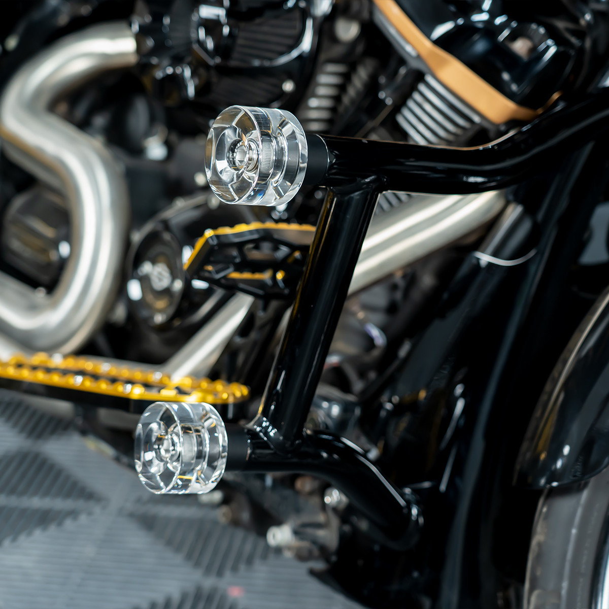 Hogworks Hogworkz® Wheelie Wheels for Performance Guards (pair) | Clear