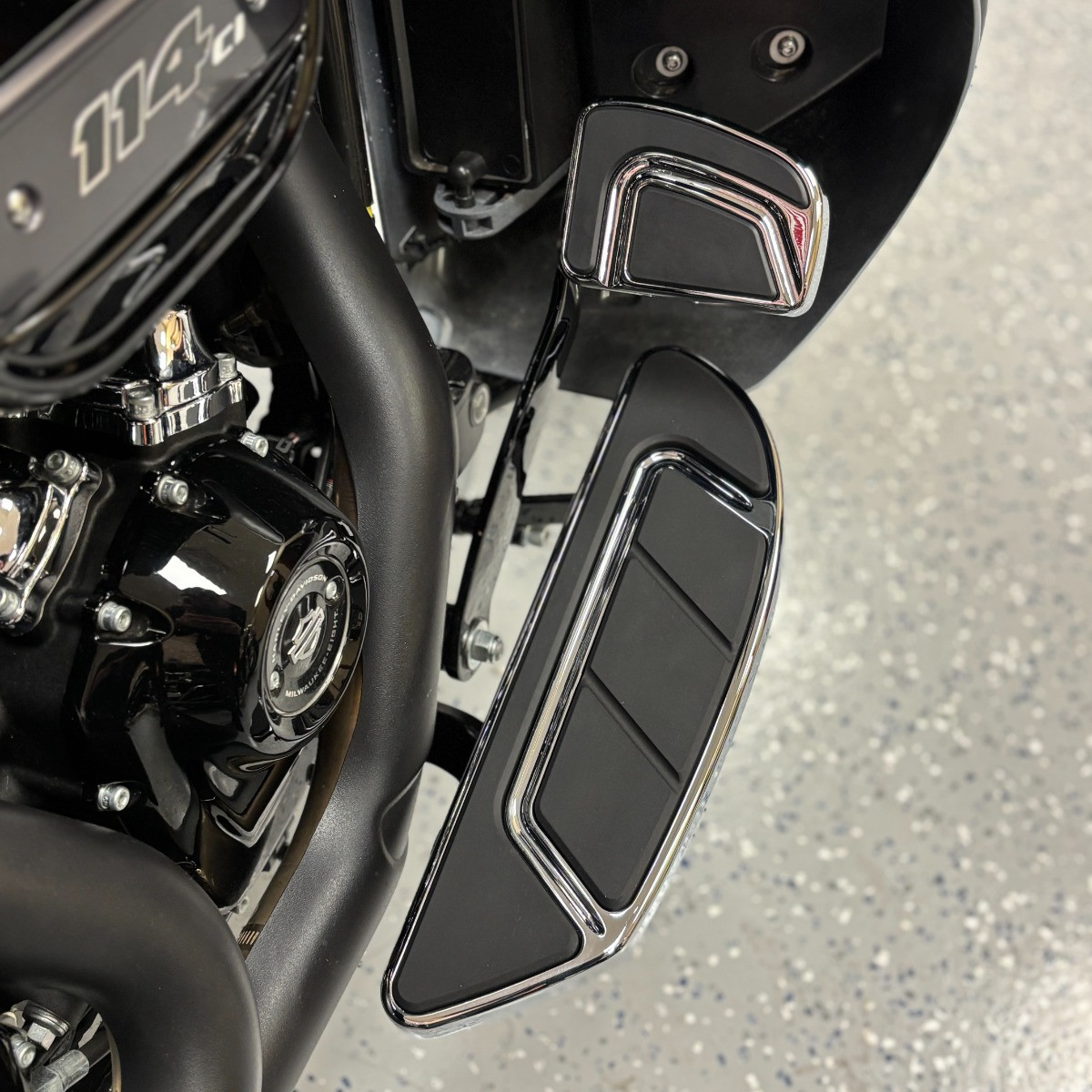 Hogworks Hogworkz® Method Brake Pedal Pad for Harley® Touring & Softail '86-'25