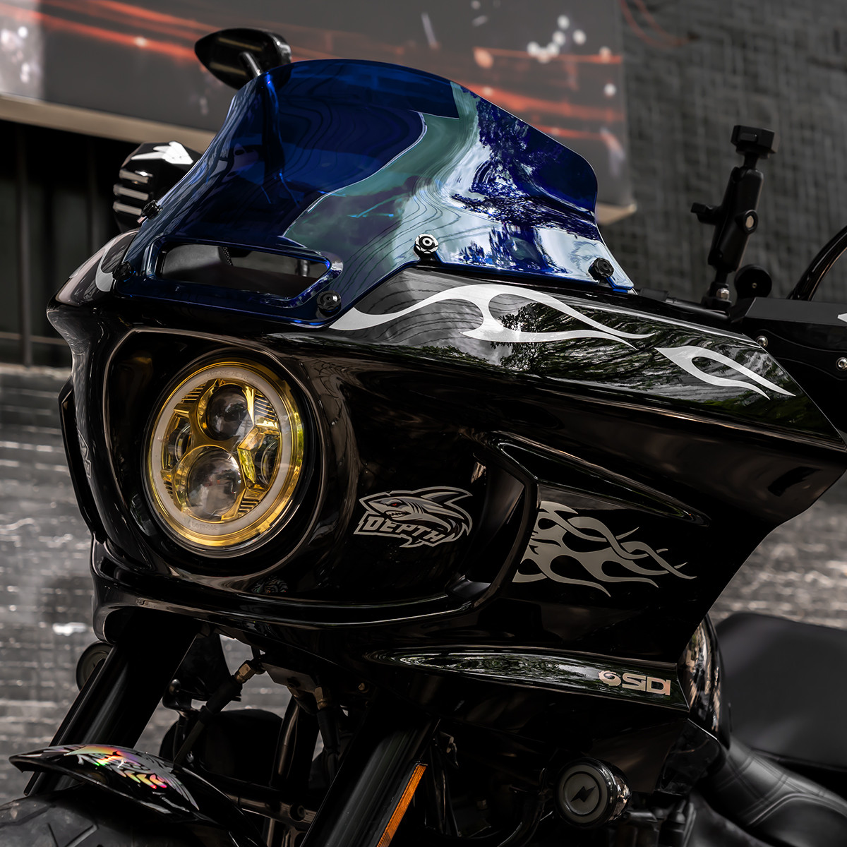 Hogworks Hogworkz® Flowz 6" Windshield for Harley® Low Rider ST &'22-'25 | Blue