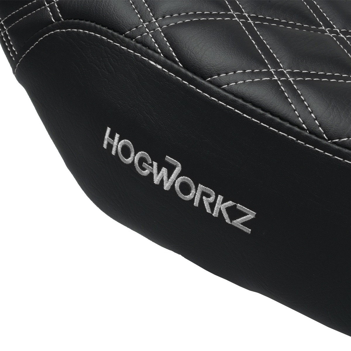 Hogworks Rise Up Seat for Harley® Touring '23.5-'25 (diamond / Silver Stitch)