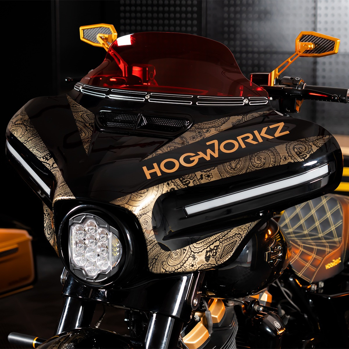 Hogworks Hogworkz® Flowz 7" Windshield for Harley® Touring '14-'25 | Red