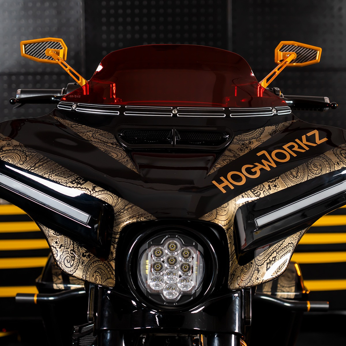 Hogworks Hogworkz® Flowz 7" Windshield for Harley® Touring '14-'25 | Red