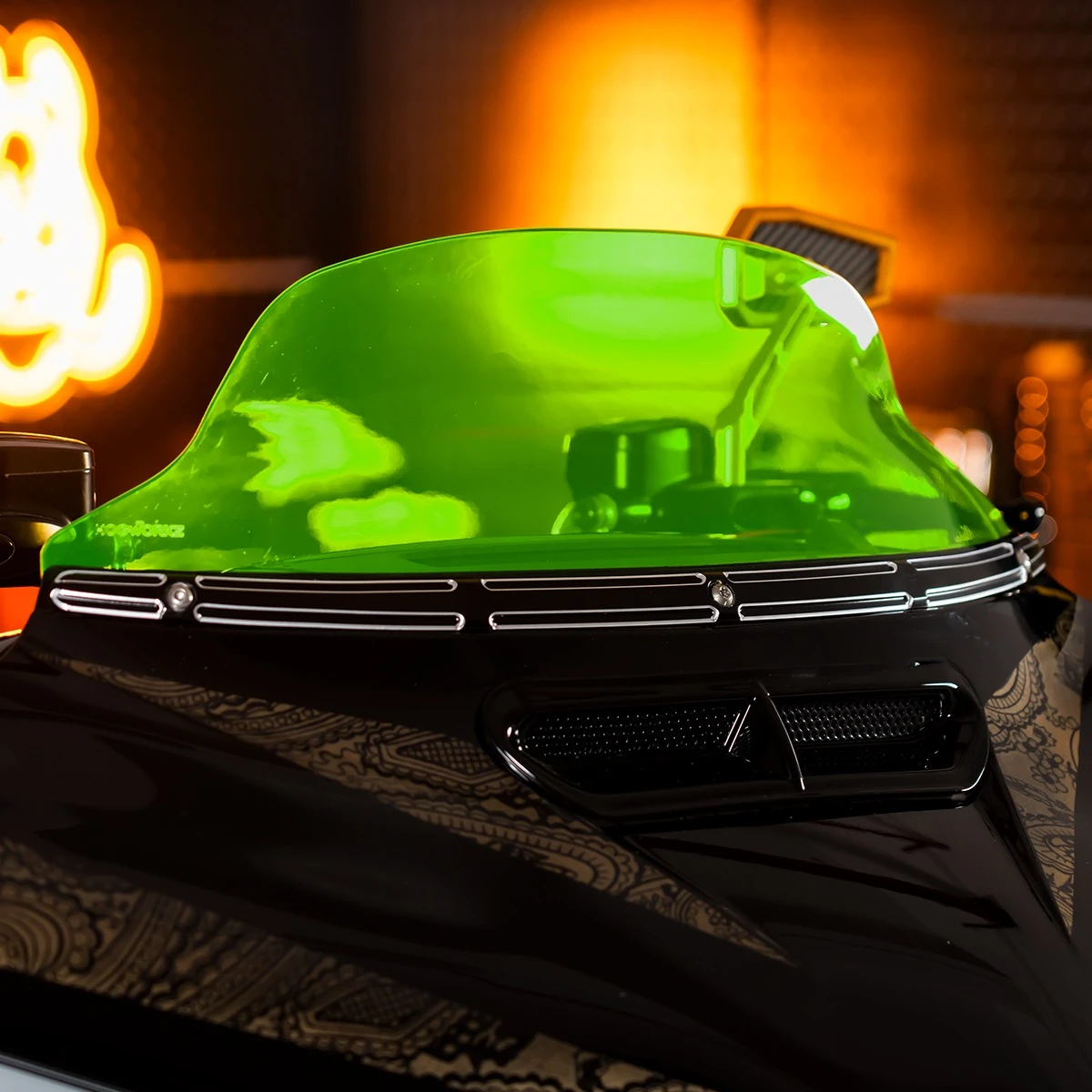Hogworks Hogworkz® Flowz 7" Windshield for Harley® Touring '14-'25 | Green