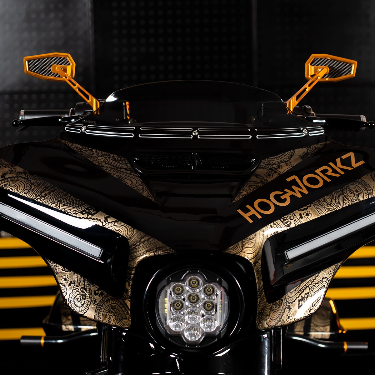 Hogworks Hogworkz® Flowz 5" Windshield for Harley® Touring '14-'25 | Smoke