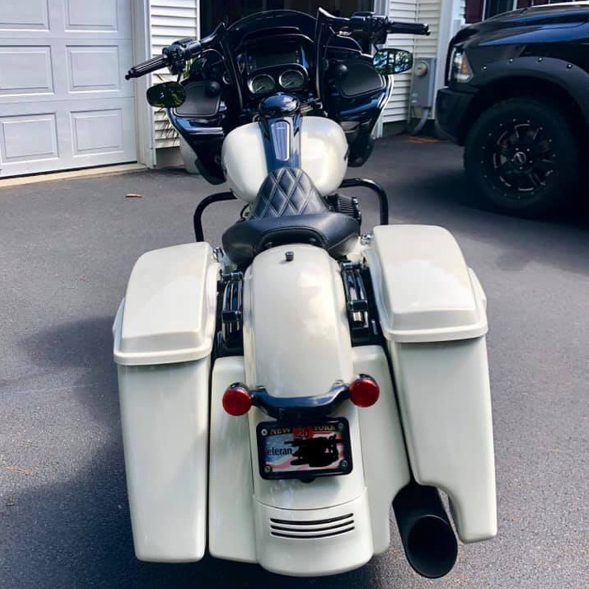 Hogworks 2-into-1 Extended 4" Stretched Saddlebags for Harley® Touring '14-'25