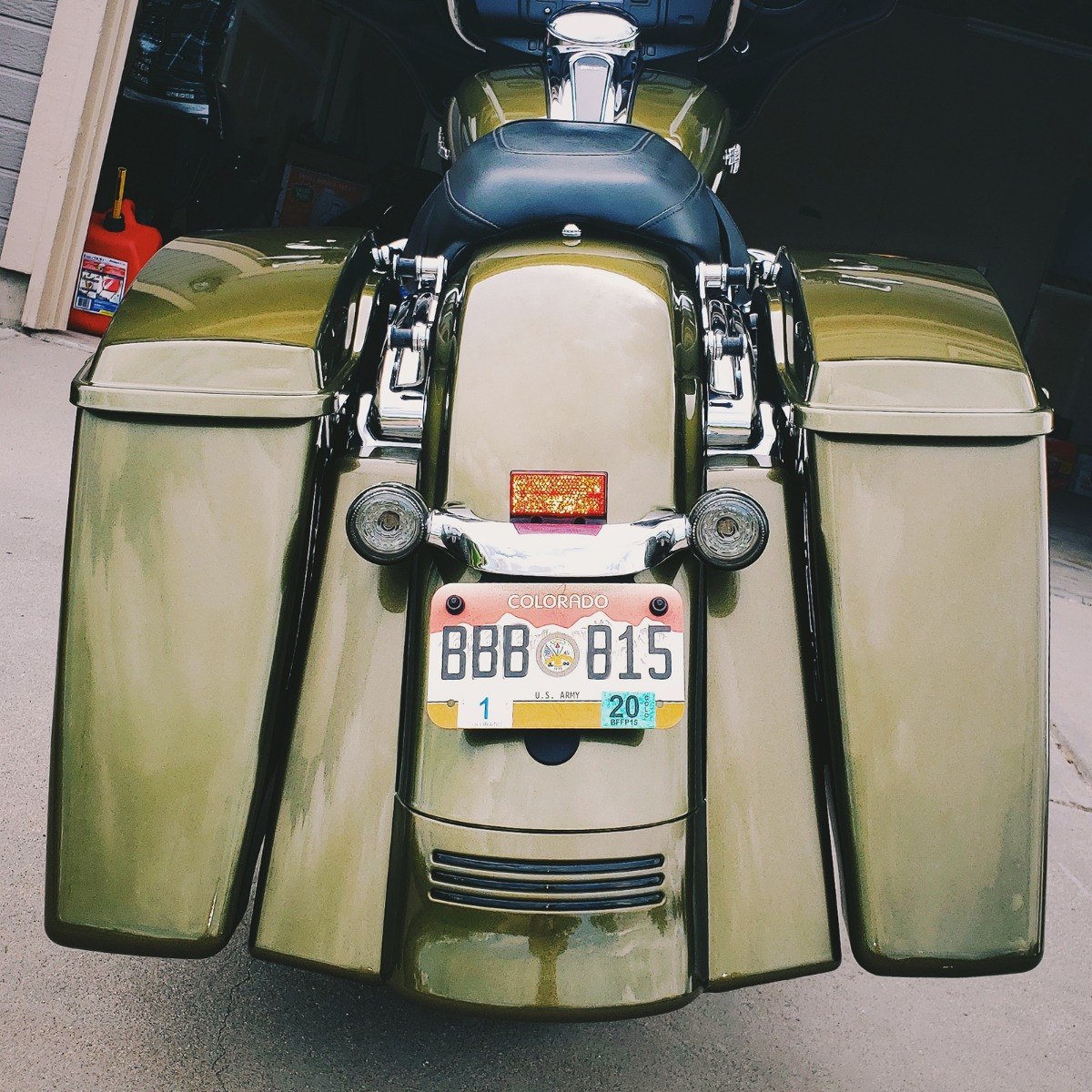Hogworks Dual Blocked Extended 4" Stretched Saddlebags for Harley® Touring '14-'25