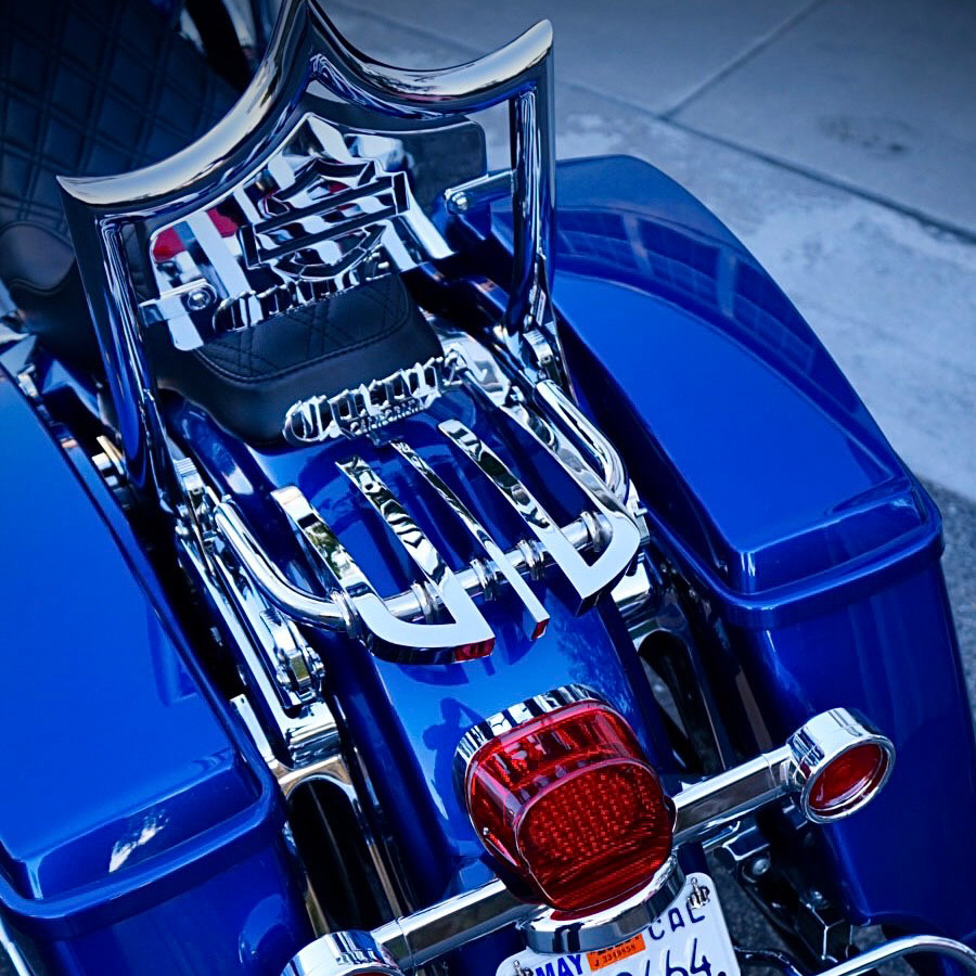 Hogworks Detachable Stealth B2 Luggage Rack for Harley® Touring '09-'25