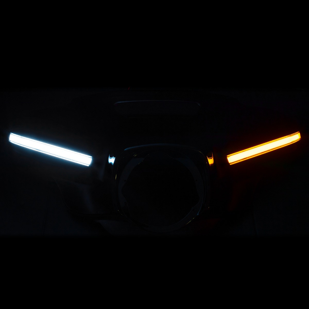 Hogworks Outer Fairing w/ Integrated Leds for Harley® Touring '14-'25