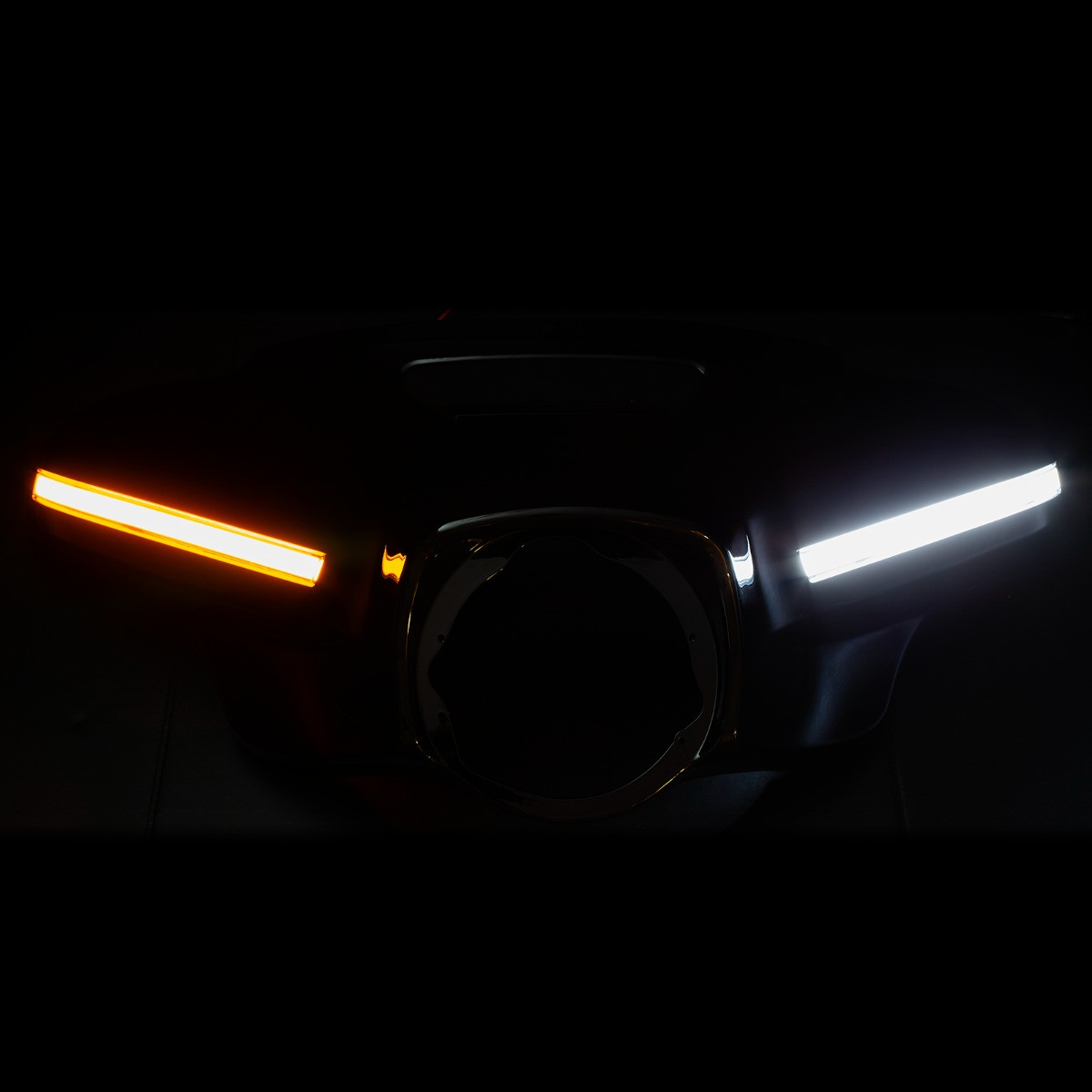 Hogworks Outer Fairing w/ Integrated Leds for Harley® Touring '14-'25