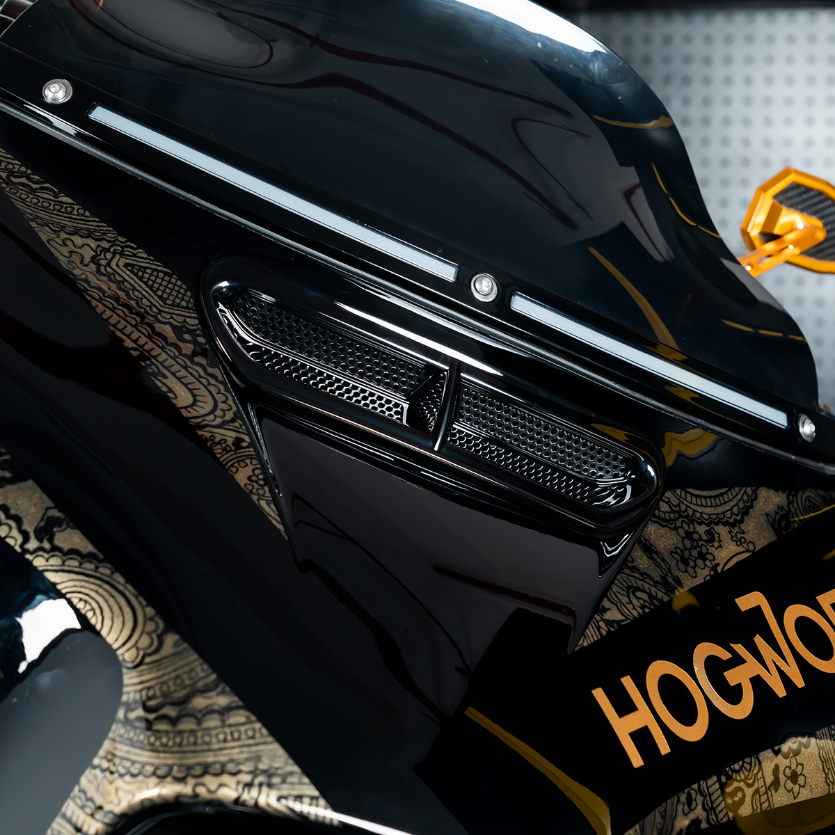 Hogworks Outer Fairing Vent Mesh Accent Trim for Harley® Touring '14-'25