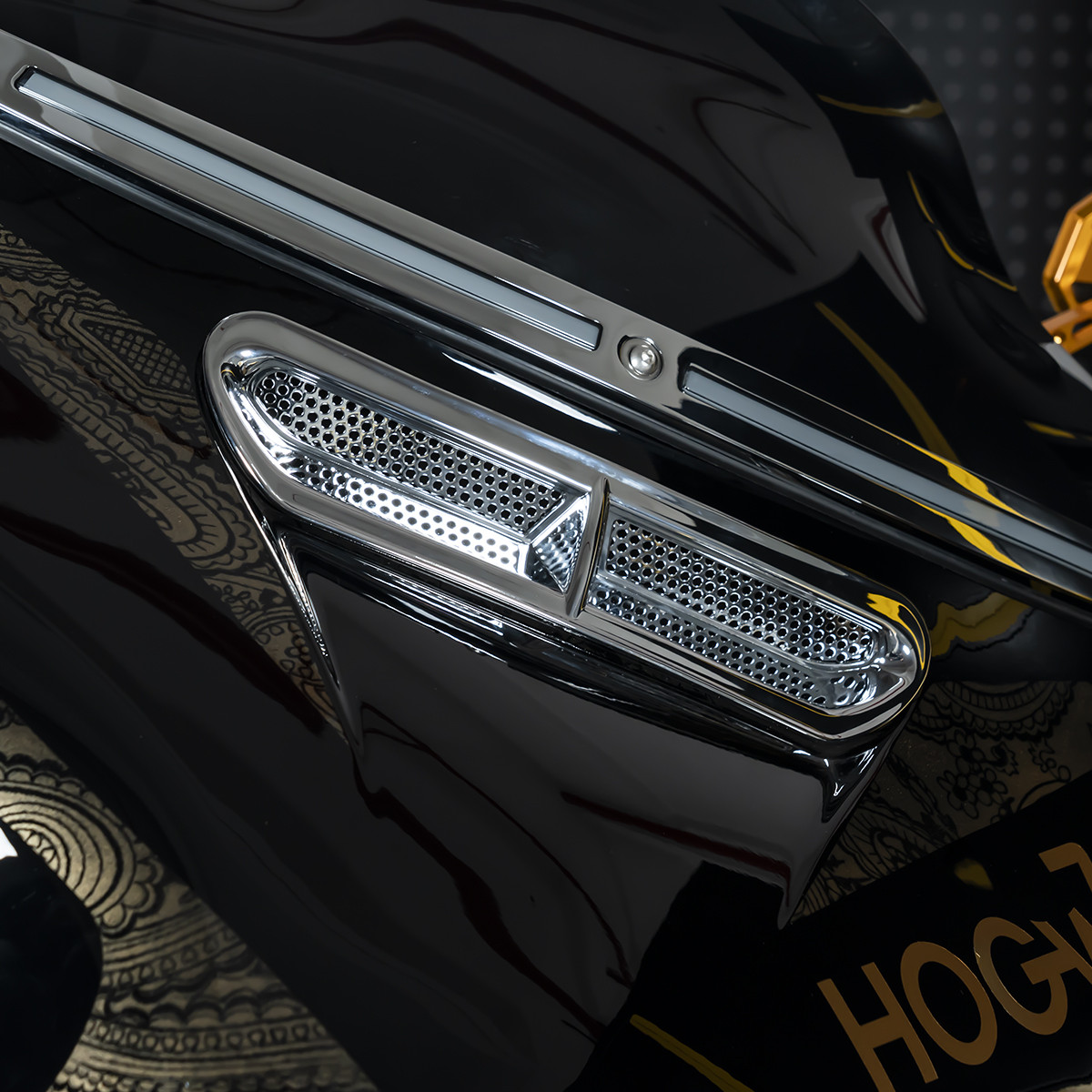 Hogworks Outer Fairing Vent Mesh Accent Trim for Harley® Touring '14-'25