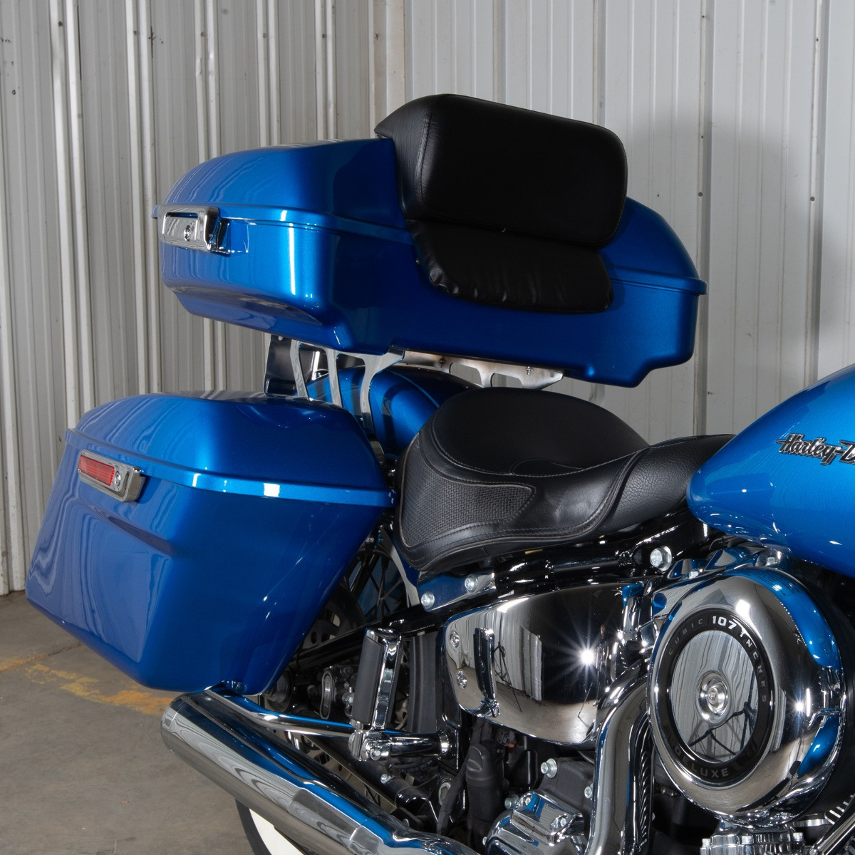 Hogworks Standard Saddlebag Conversion Kit w/ Black Hardware for Harley® Softail '18-'25