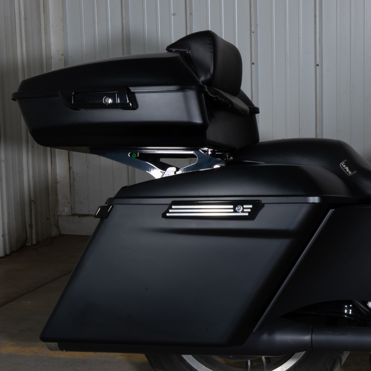 Hogworks Chopped Tour Pack w/ Slim Backrest & Chrome Hardware for Harley® Touring '97-'25