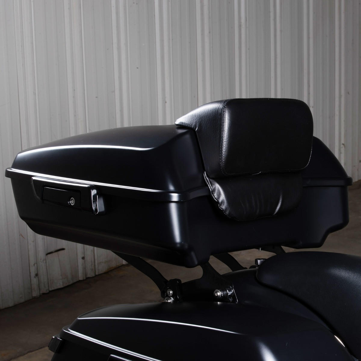 Hogworks Chopped Tour Pack w/ Slim Backrest & Black Hardware for Harley® Touring '97-'25