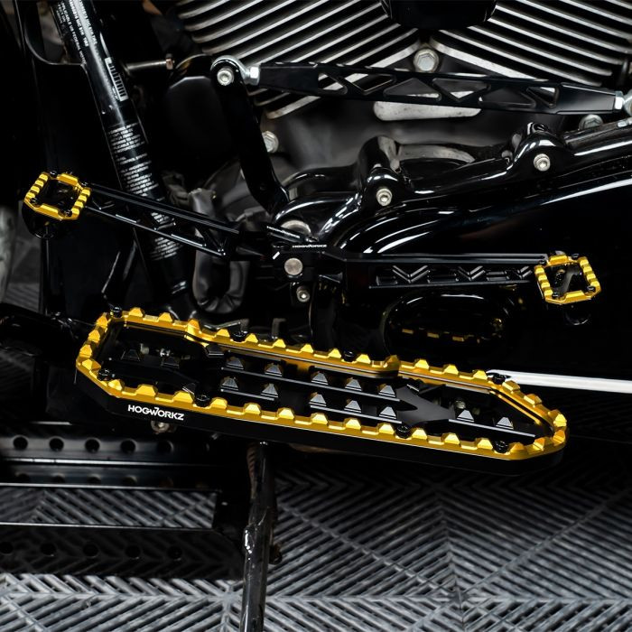 Custom Color HOGWORKZ® Performance MX Floorboard / Foot Control Kit for Harley® Touring '14-'26