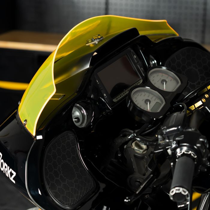 Custom Color HOGWORKZ® Flowz™ 7" Windshield for Harley® Road Glide '15-'23