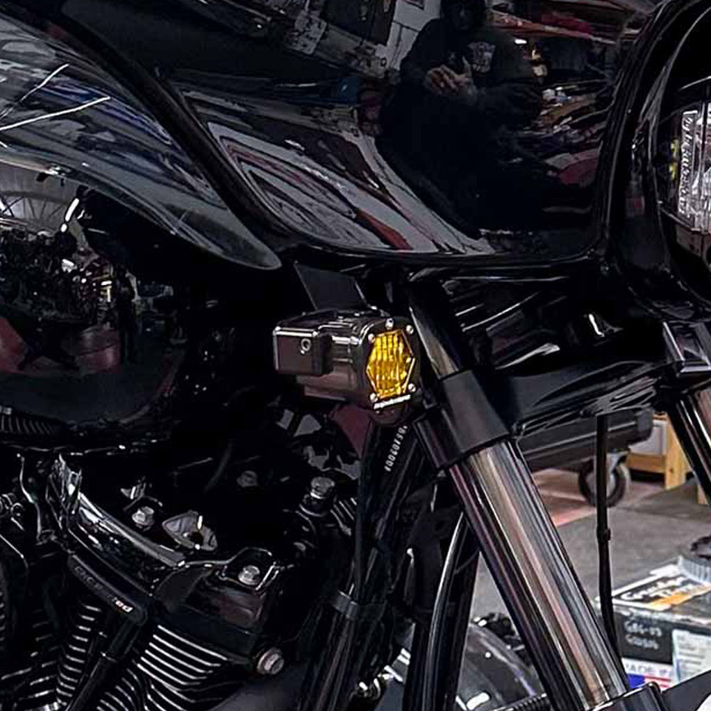A10 Moto 96-13 Street Glide/Road King Billet S1 Pod Front Turn Signal Kit