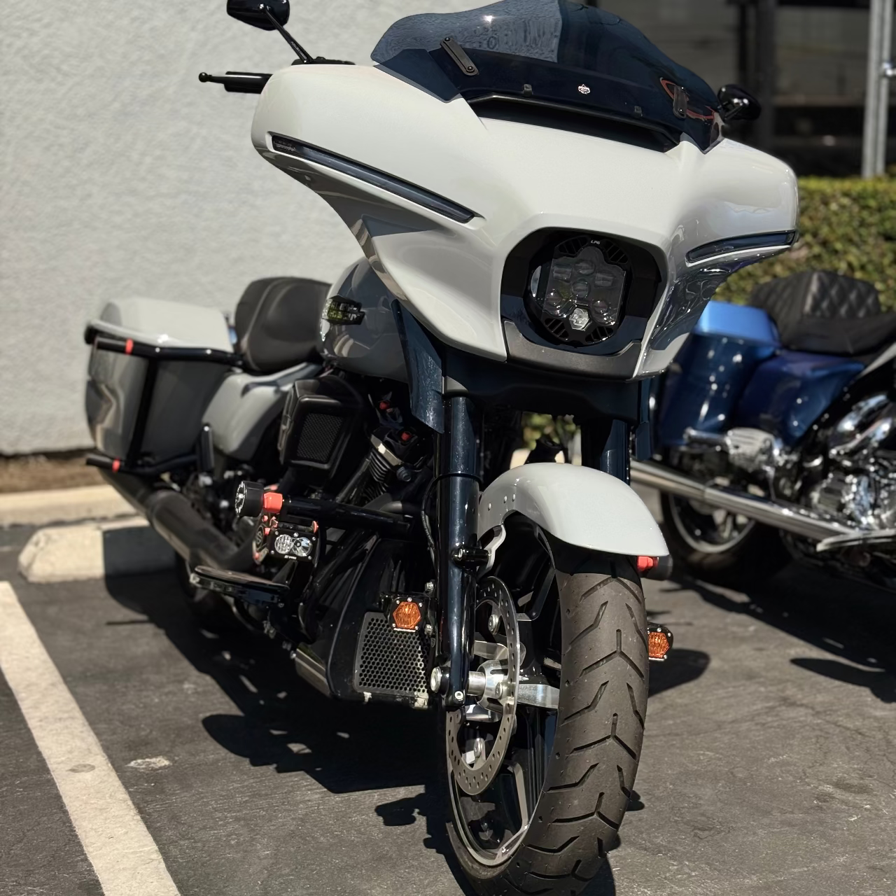 A10 Moto 23.5+ HD Street Glide Baja Designs DOT LP6 Lighting Combo Kit 127128