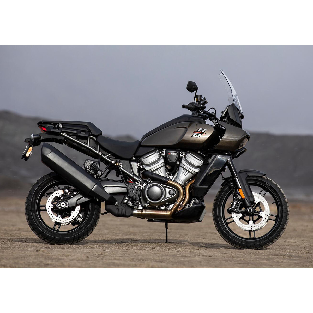 Michelin #25421 - Tire - Scorcher Adventure - Front - 120/70R19 - 60V
