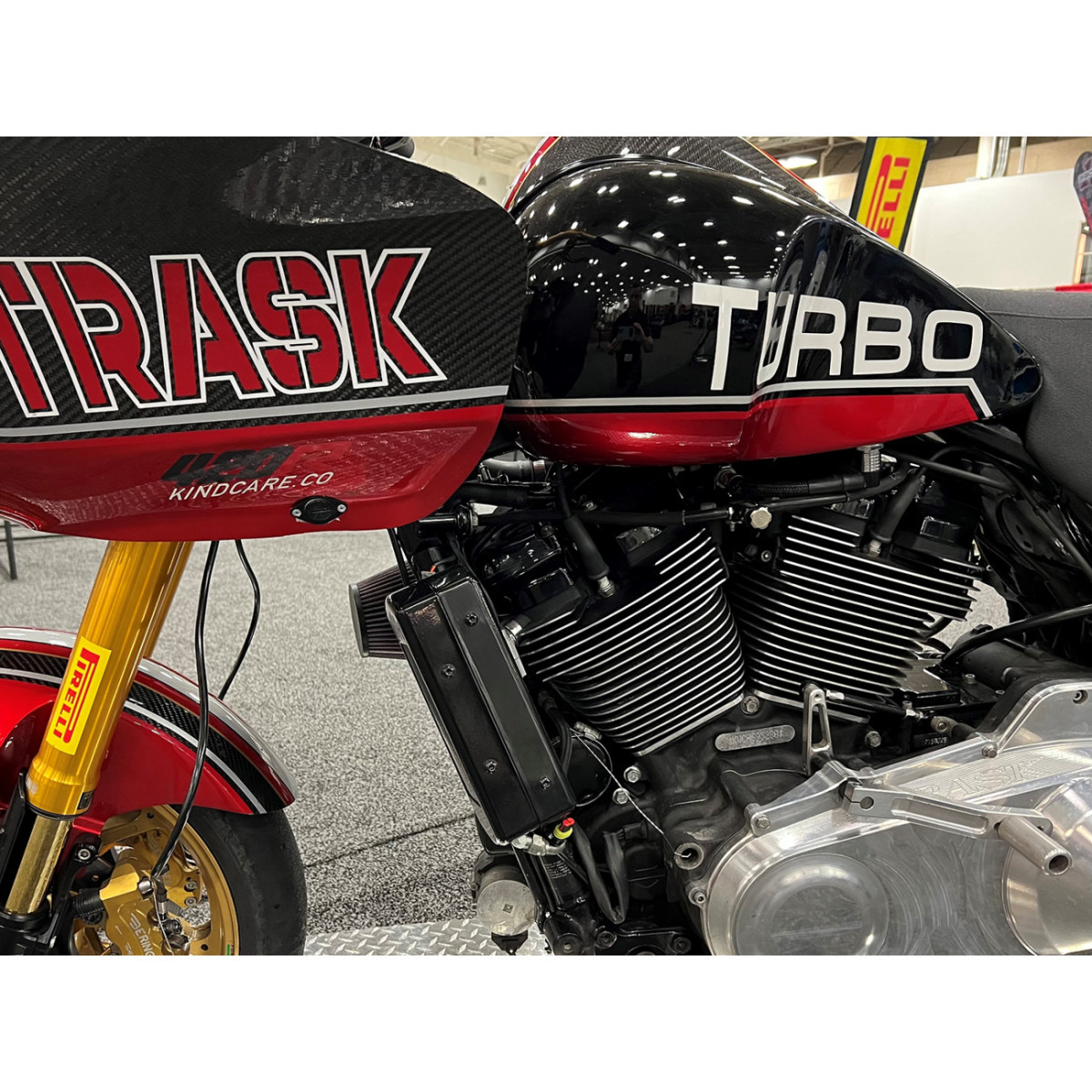 Ultracool #SMT8-1G - Frame Mount Oil Cooler Kit - Gloss Black - M8 Touring/Trike