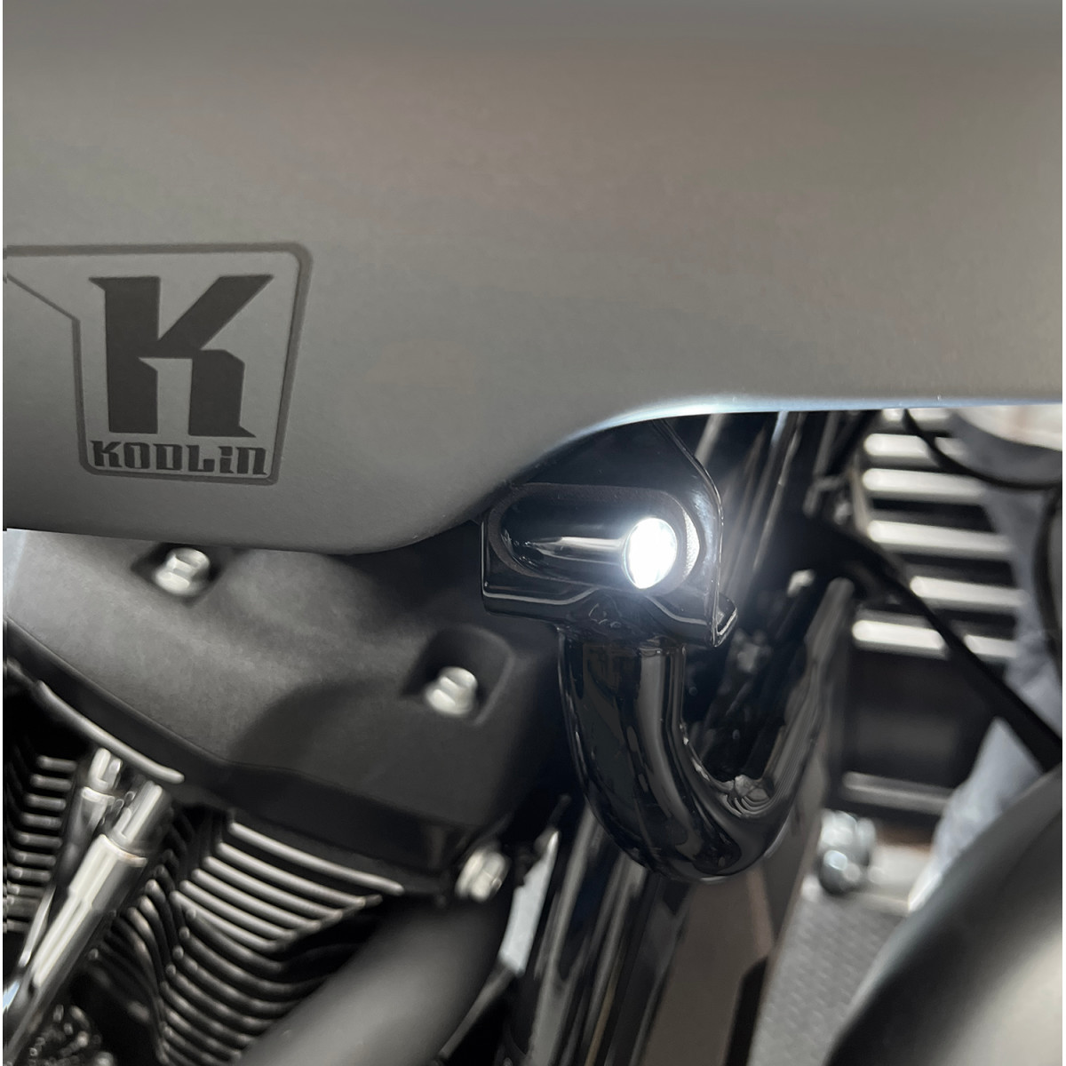 Kodlin USA #K68532 - Run/Turn Signal - Black