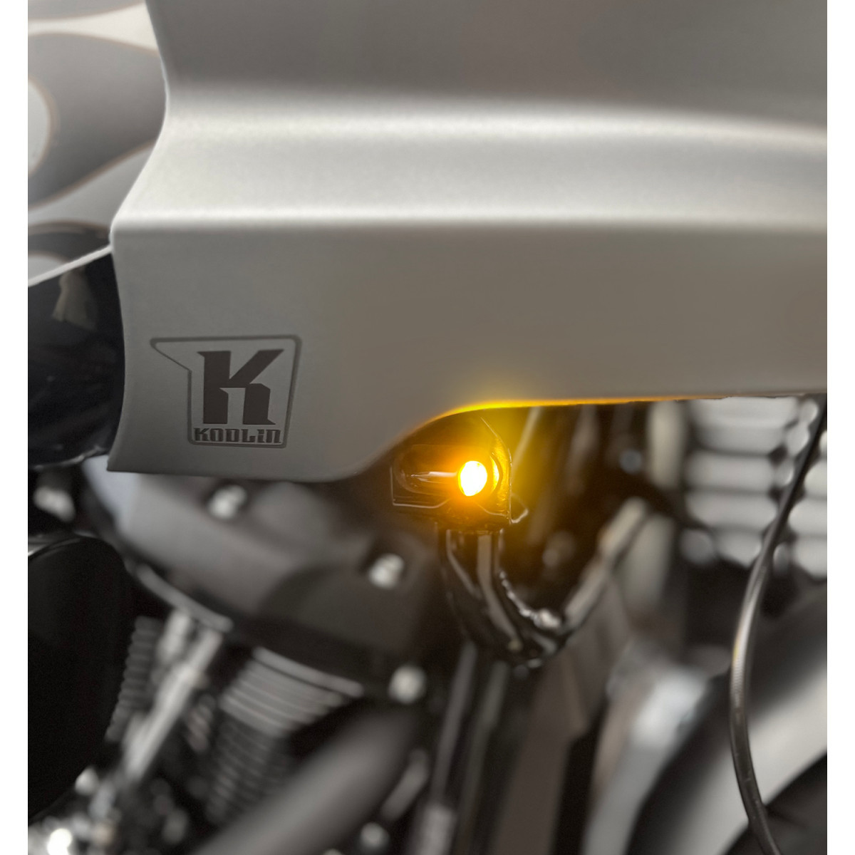 Kodlin USA #K68532 - Run/Turn Signal - Black