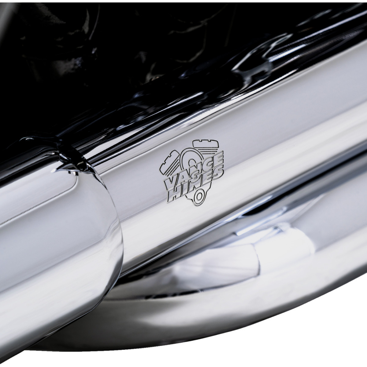 Vance & Hines #17351 - Dresser Duals Header System - Chrome