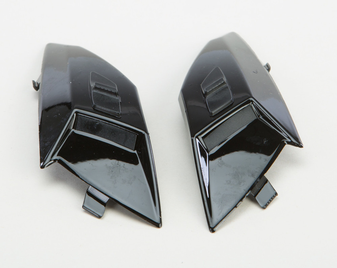 Gmax G077004 - Top Front Vents Left/Right Black Of-77