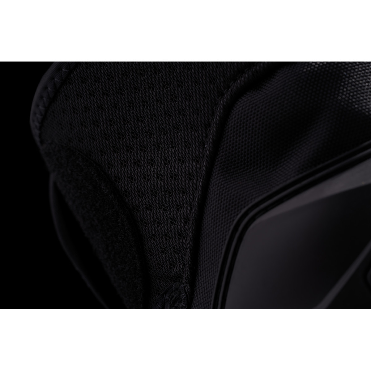 Icon - Cloverleaf 2 Knee Pads CE - Black - S-XL