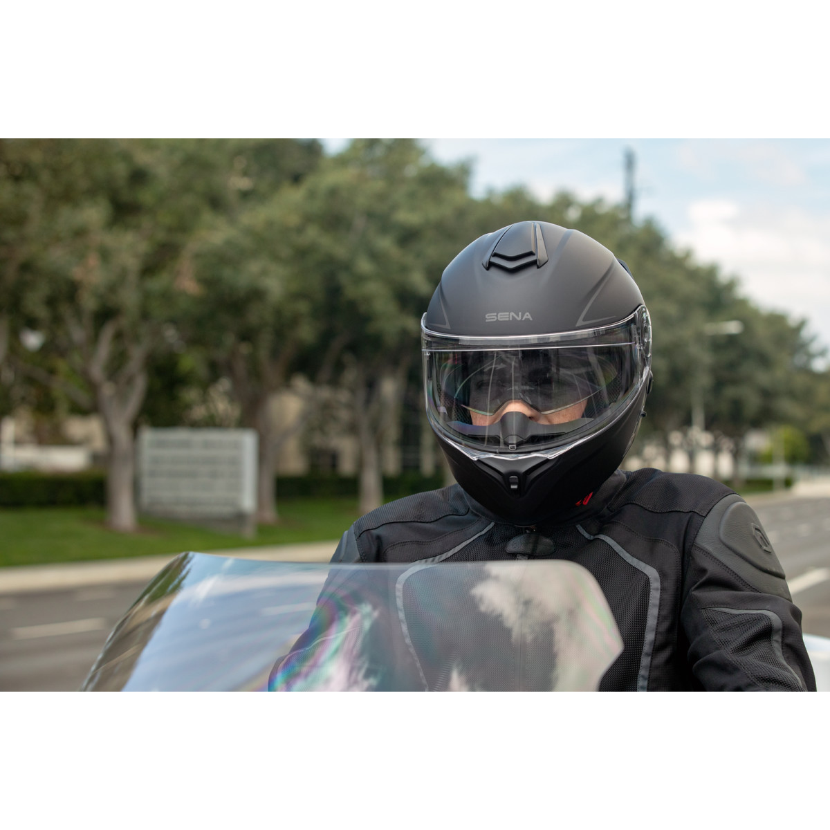 Sena #OUTRUSHR-MBXXL3 - Outrush R Helmet - Black - 2XL