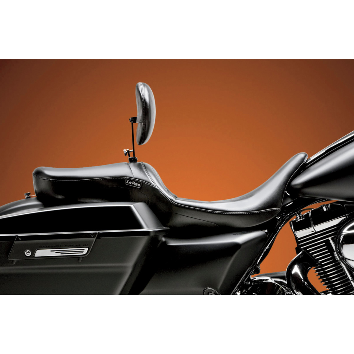 LE Pera #LK-957BRS - Maverick Seat - with Backrest - Smooth - Black - FL '08-'23