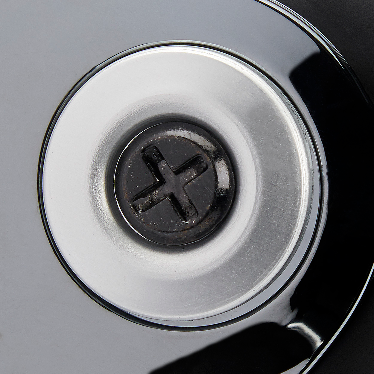 Biltwell #0034-150-60  - Gen 2 Hardware Kit - Black Screw - Silver Baseplate