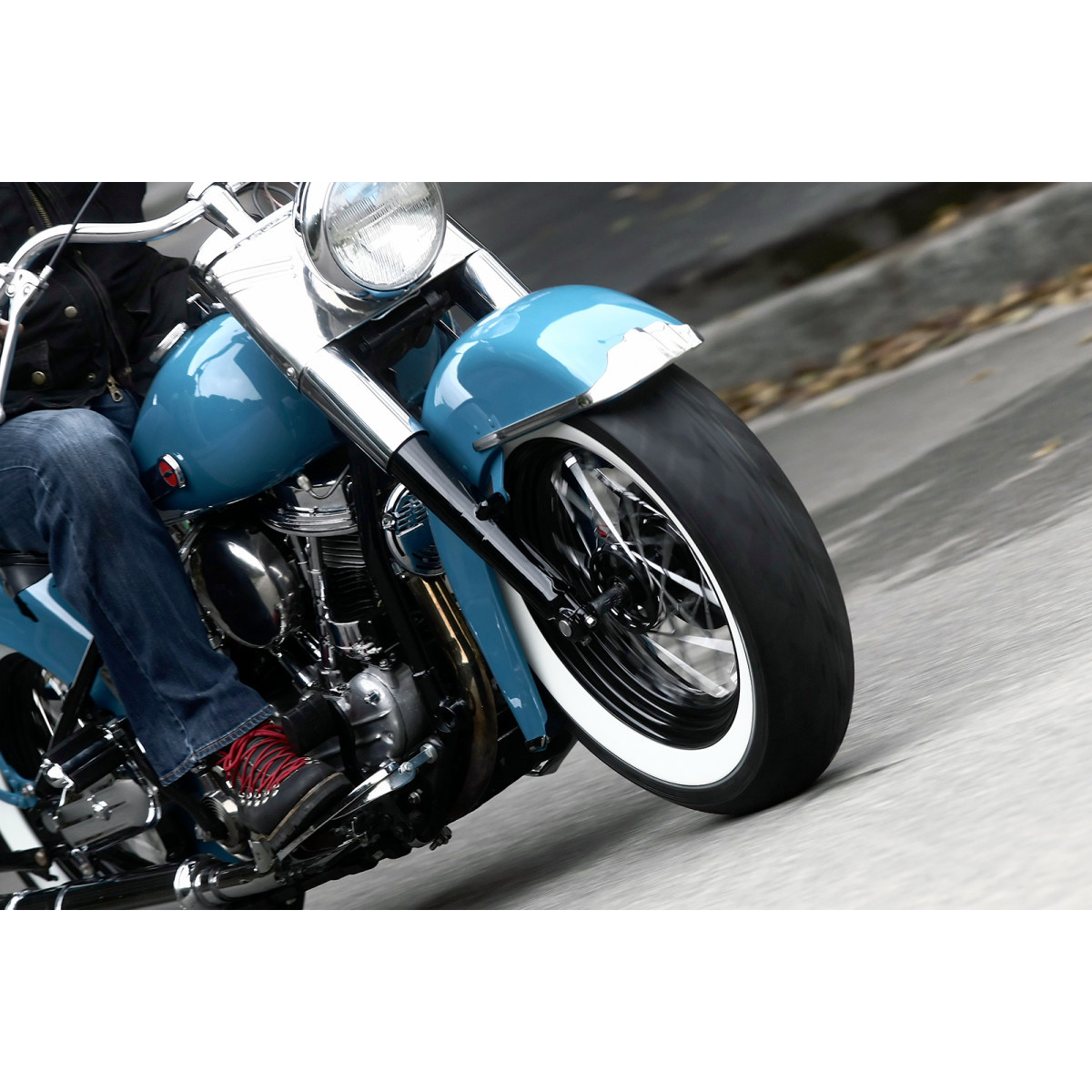 Metzeler #2407900 - Tire - ME 888 Marathon™ Ultra - Rear - 170/80-15 - Wide Whitewall - 77H