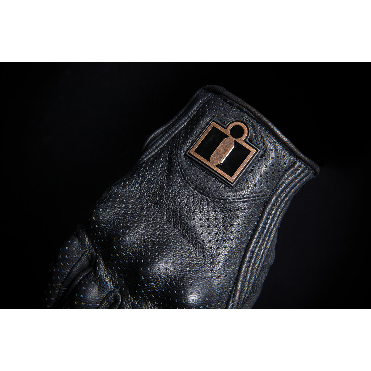 Icon - Women's Pursuit Classic™ Perforated Gloves - Black - XS
