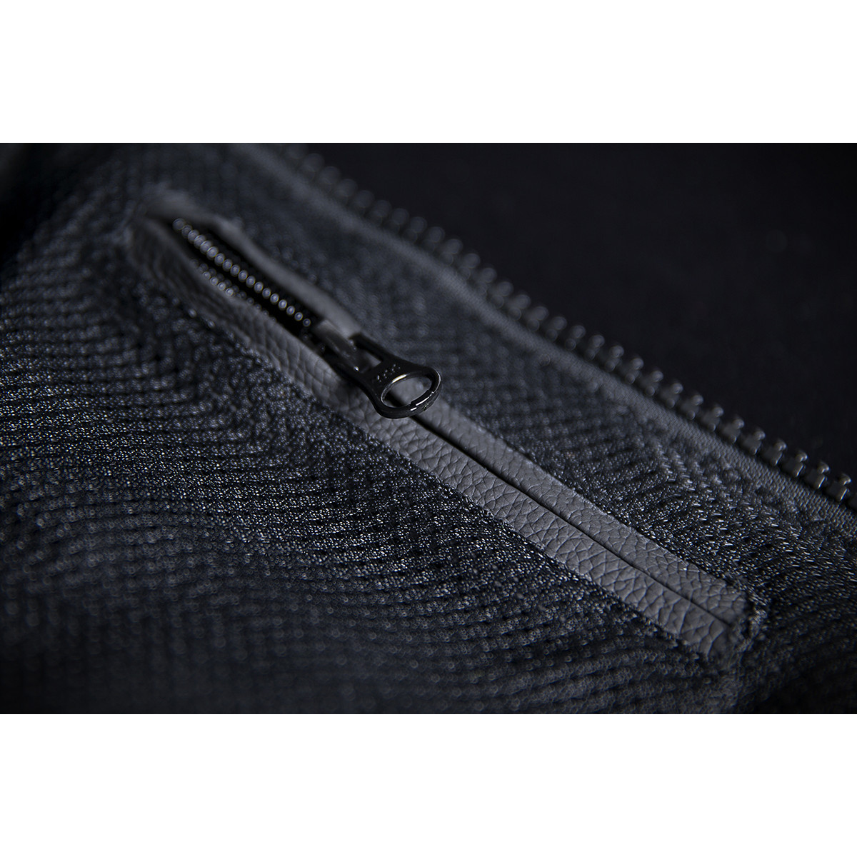 Icon - Regulator™ D3O® Vest - Black - L/XL