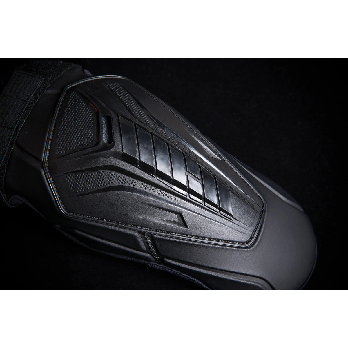 Icon - Field Armor 3™ Elbows - Black - L/XL