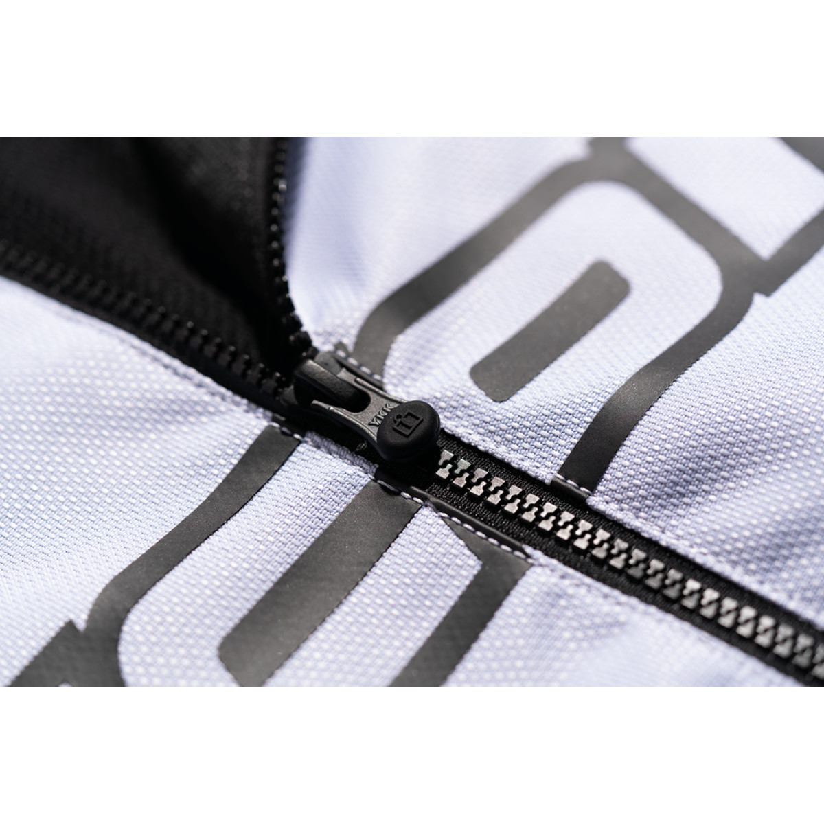 Icon - Hooligan™ Jacket - White - Large