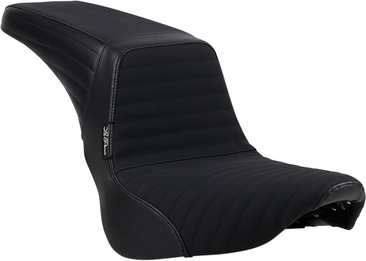 Kickflip Seat - Pleated Grip - Softail 18+