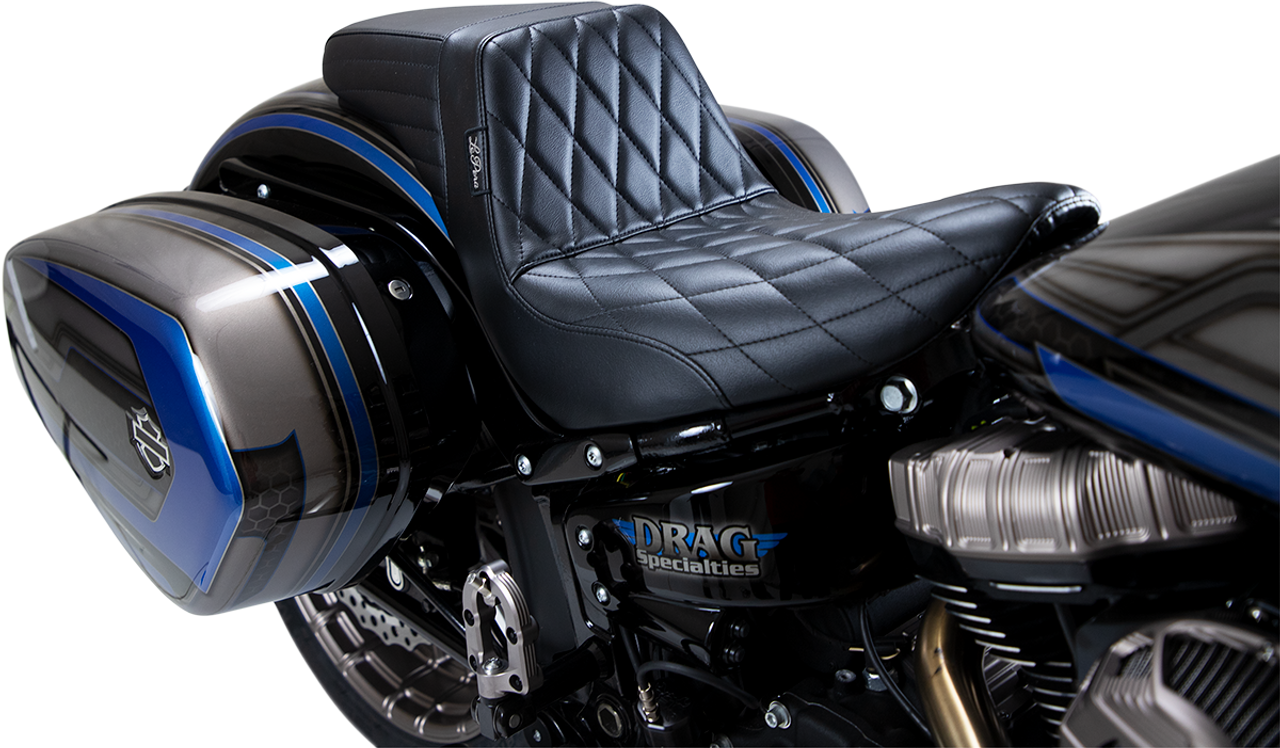 Kickflip Seat - Diamond - Softail 18+