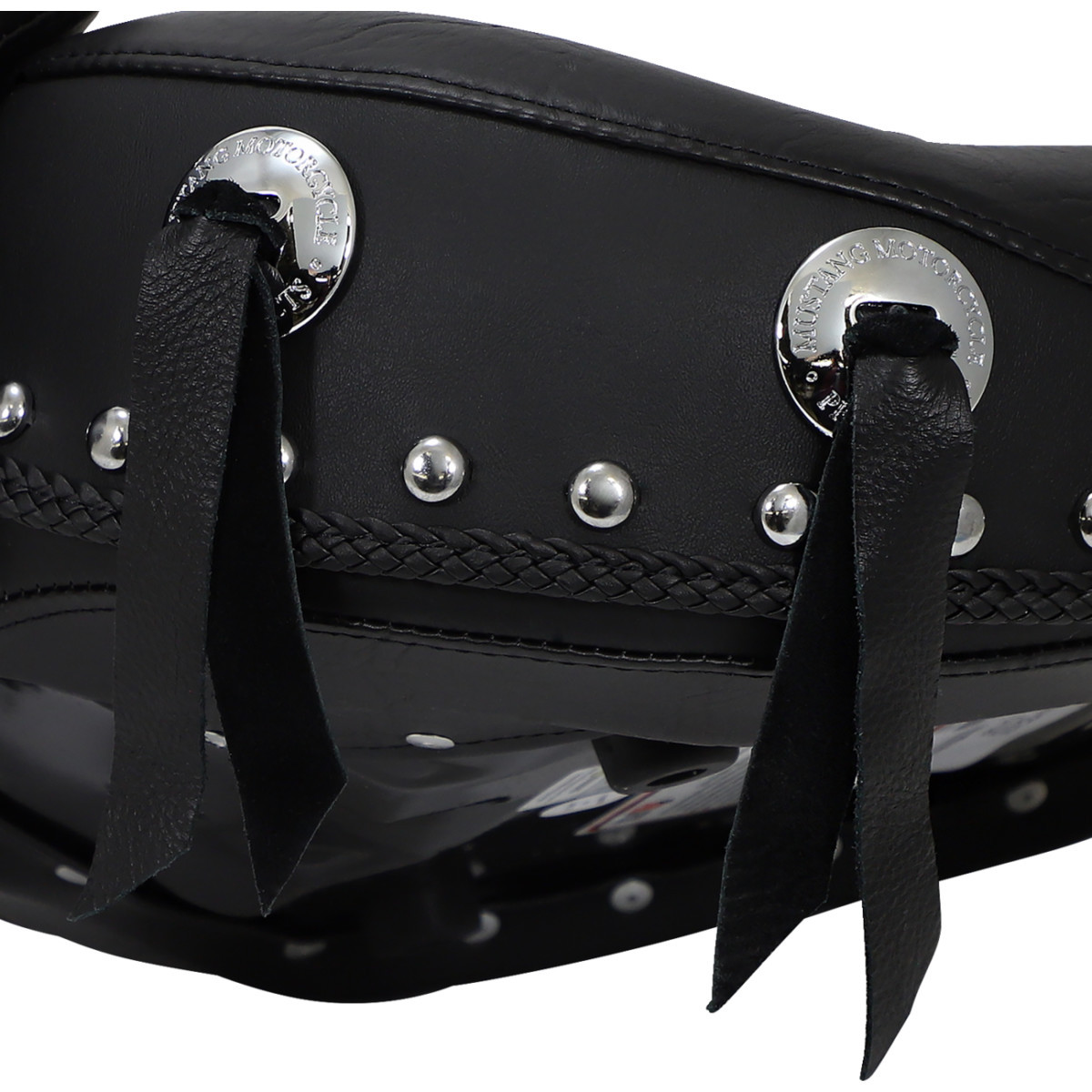 Mustang #75109 - Wide Studded Seat - Dyna '04-'05