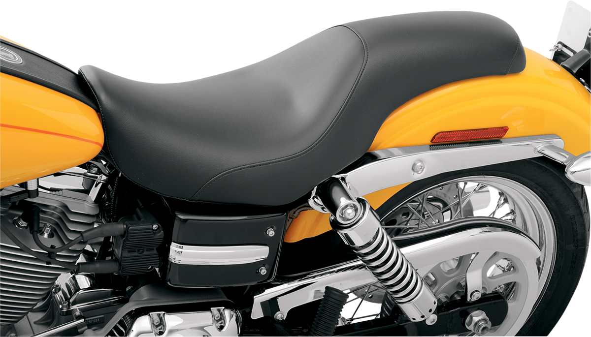 Saddlemen Seat - Profiler - Black - Smooth - Dyna '06-'17
