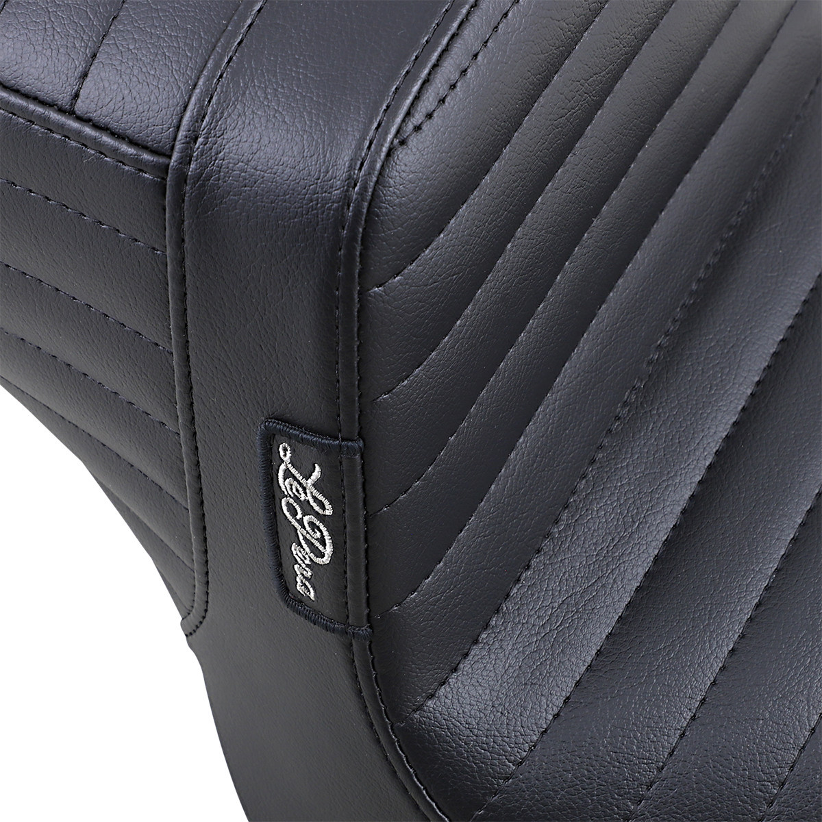 LE Pera #LK-586PT - Tailwhip Seat - Pleated - Black - XL '10-'22