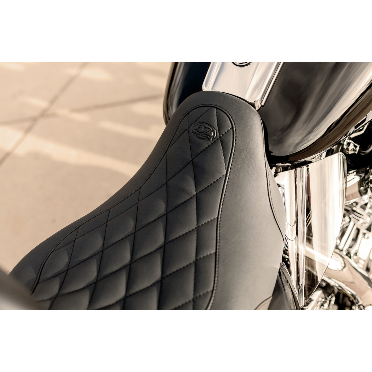 Mustang #79725 - Wide Tripper™ Solo Seat - With Removable Driver Backrest - FL '08-'25