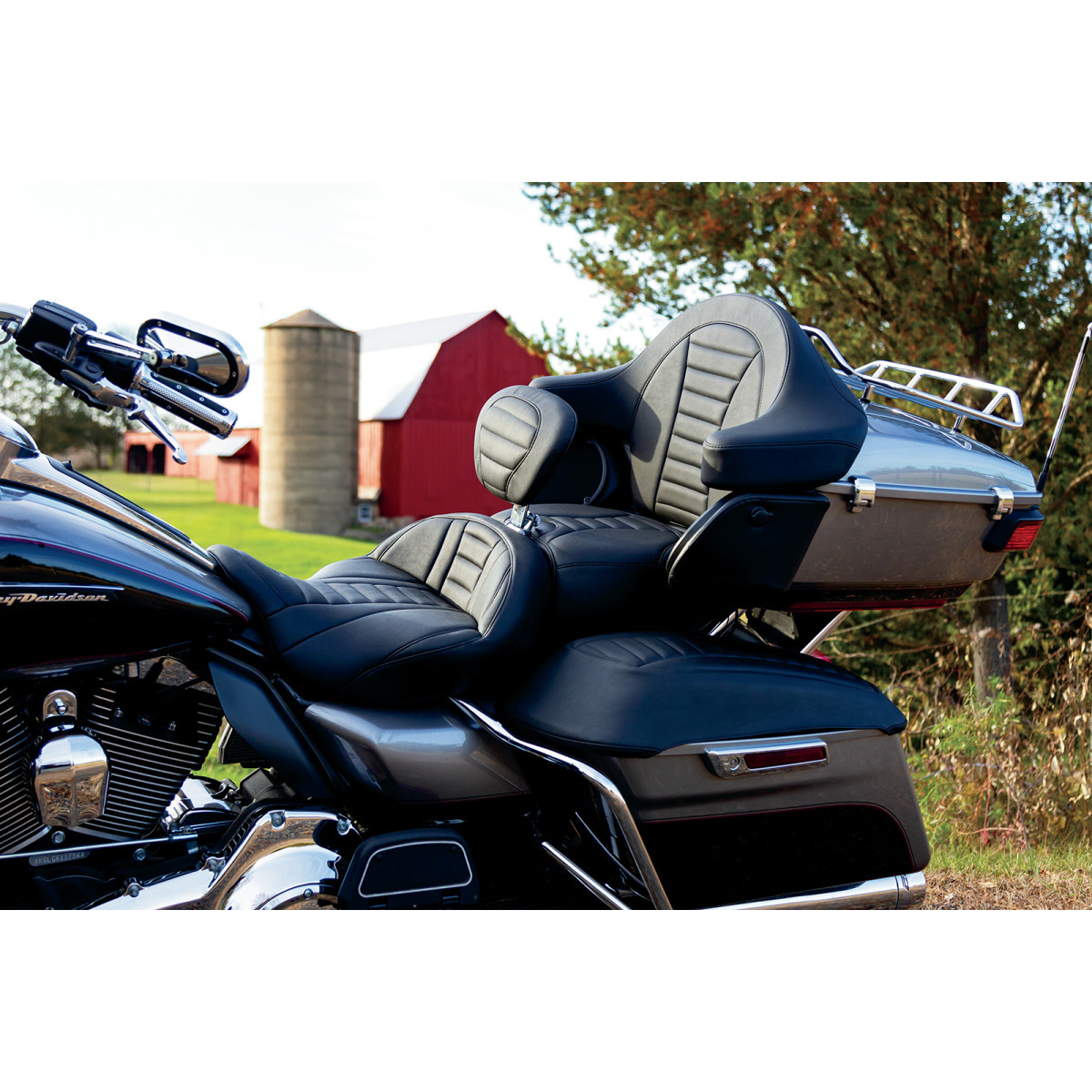 Mustang #79012 - Removable Driver Backrest - Tuck and Roll - FL '08-'25
