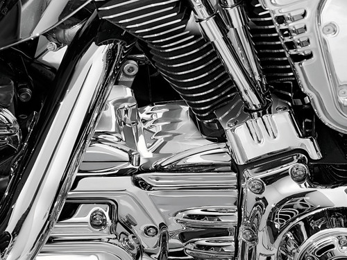 Kuryakyn #8274 - Rear Cylinder Base Cover For 02-06 Touring Models Chrome