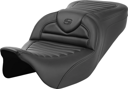 Saddlemen Roadsofa Seat - without Backrest - Tuck-n-Roll - Carbon Fiber - FL '08-'23