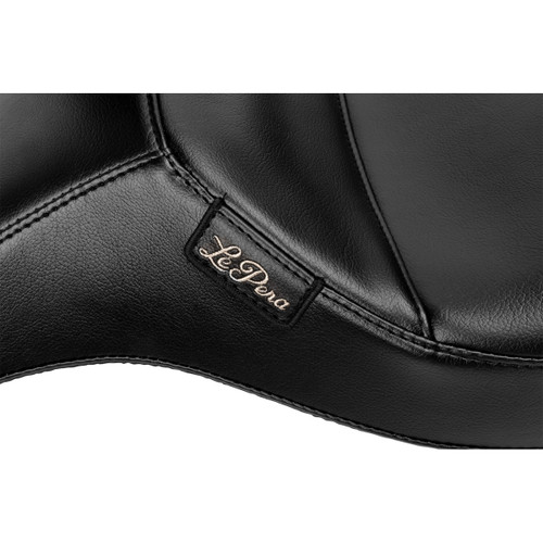 LE Pera #LV-997BR - Outcast Seat - With Backrest - Plain - FLH/FLT '23-'25
