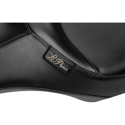 LE Pera #LV-987BR - Outcast Seat - With Backrest - Plain - FLH/FLT '23-'25